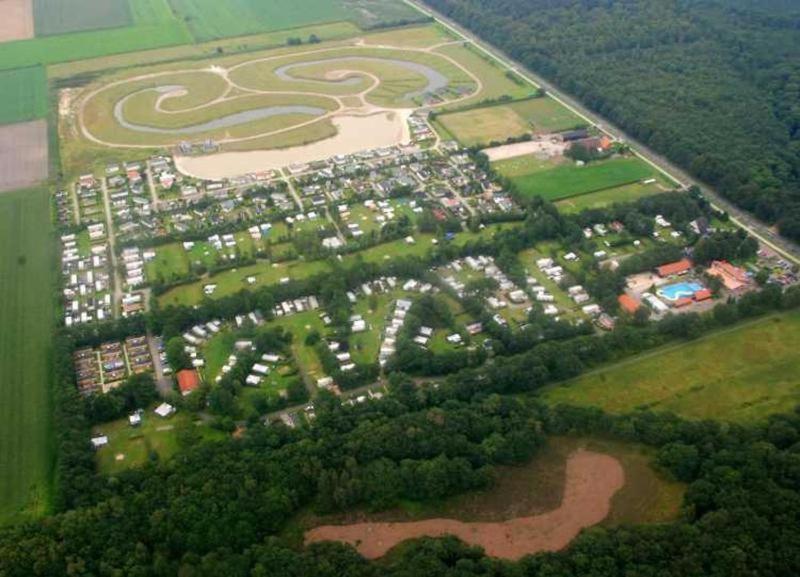 Stacaravan Huren In Het Hart Van Bosrijk Drenthe Op Recreatiepark De Tien Heugten Schoonloo Buitenkant foto